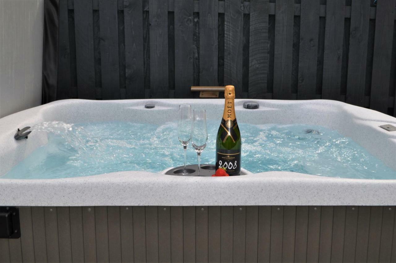 Bluebell Cottage With Hot Tub Ballachulish Buitenkant foto